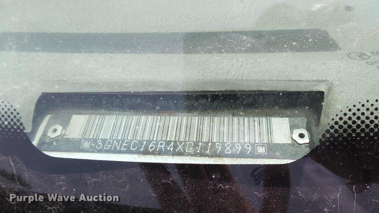 image for item DR9643 1999 Chevrolet Suburban C1500 SUV