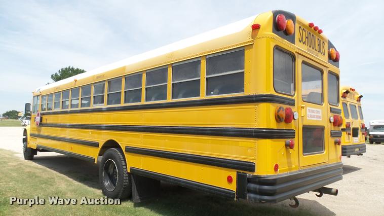 image for item DR9645 2004 International school bus