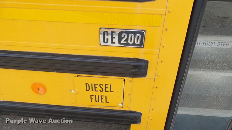 image for item DR9645 2004 International school bus