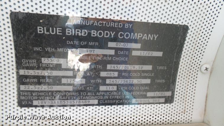 image for item DR9646 2003 International 3800 school bus