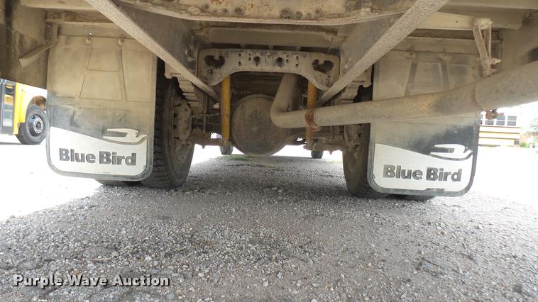 image for item DR9646 2003 International 3800 school bus