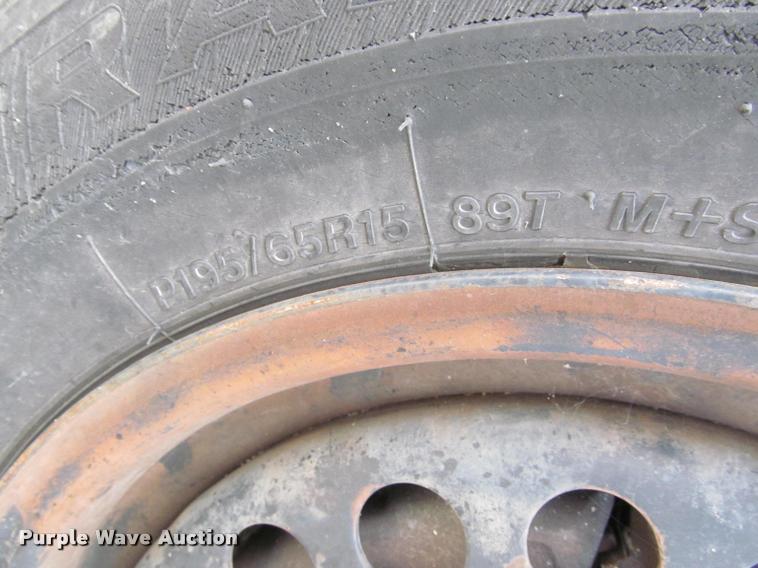 image for item J2563 1997 Dodge Avenger