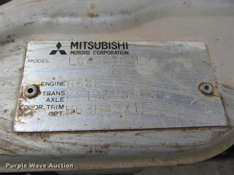 image for item J2567 1987 Dodge Raider SUV