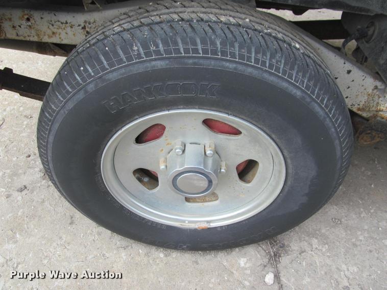 image for item J2567 1987 Dodge Raider SUV