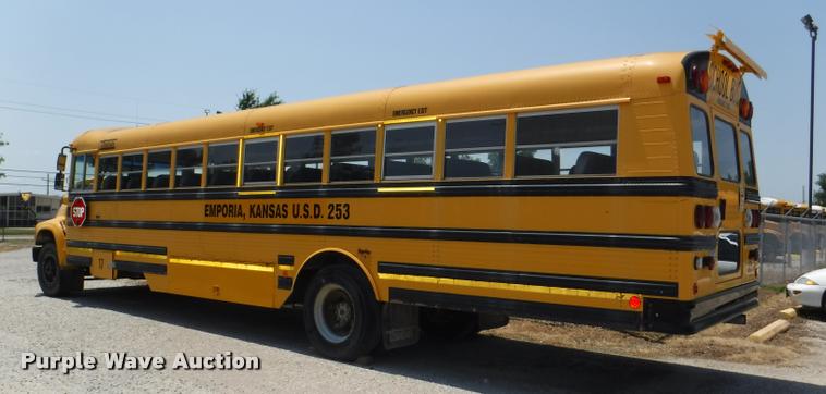 image for item K5944 1997 Ford B800 school bus
