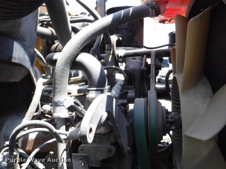 image for item K5944 1997 Ford B800 school bus