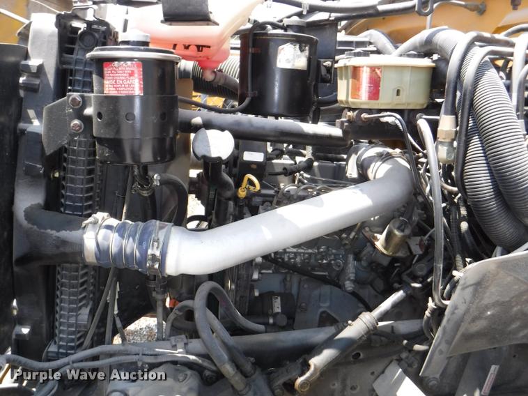 image for item K5944 1997 Ford B800 school bus