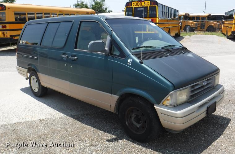 image for item K5945 1995 Ford Aerostar XLT Extended van