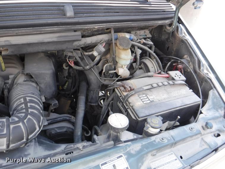 image for item K5945 1995 Ford Aerostar XLT Extended van