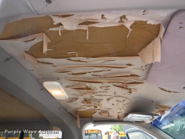 image for item K5945 1995 Ford Aerostar XLT Extended van