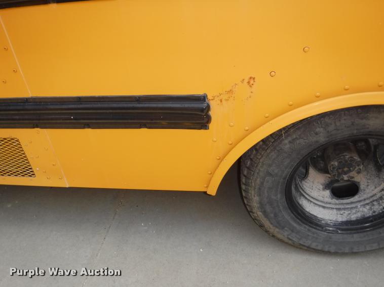 image for item K5946 1993 Chevrolet G30 school bus