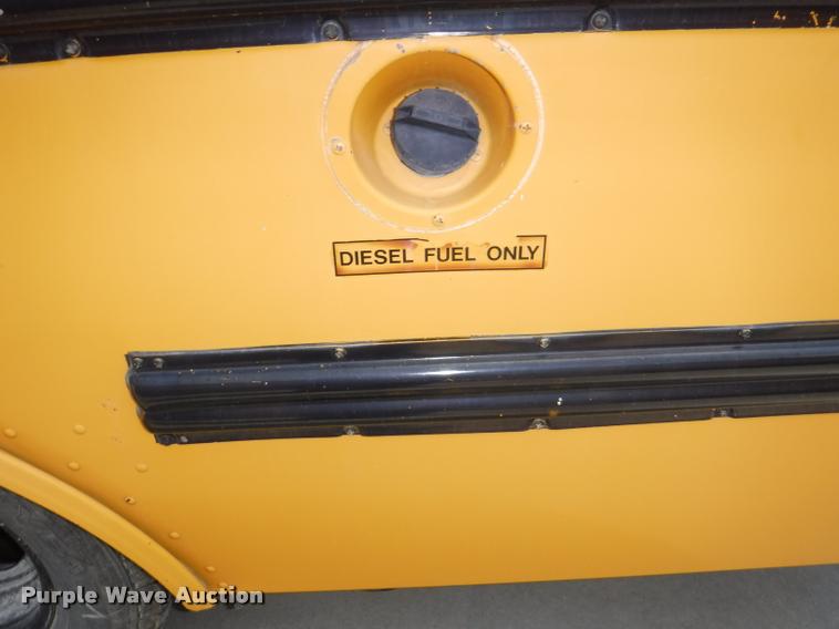 image for item K5946 1993 Chevrolet G30 school bus