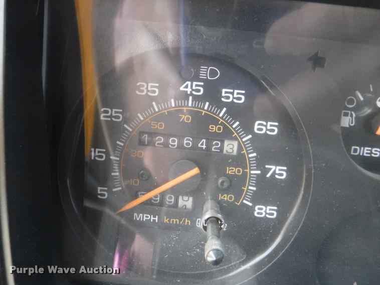 image for item K5946 1993 Chevrolet G30 school bus