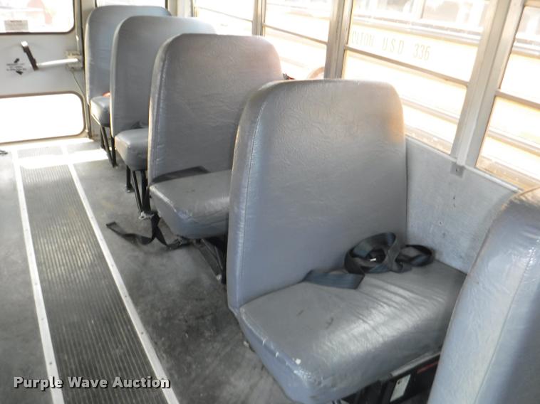 image for item K5946 1993 Chevrolet G30 school bus