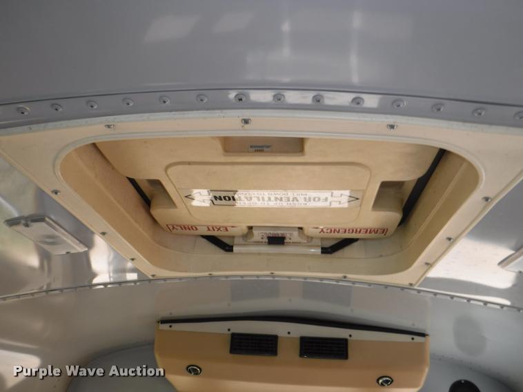 image for item K5946 1993 Chevrolet G30 school bus