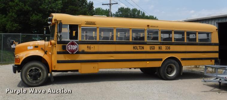 image for item K5947 1996 International 3800 school bus