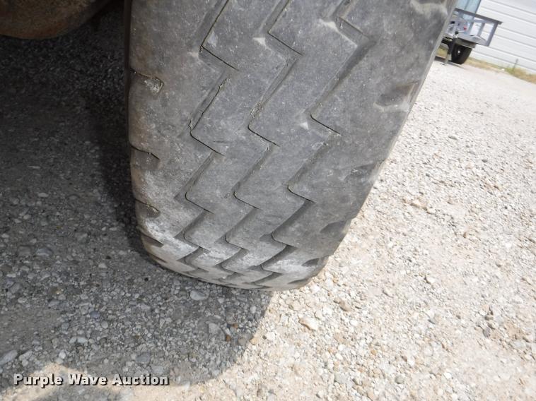 image for item K5947 1996 International 3800 school bus