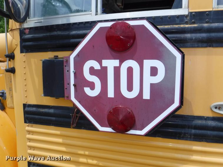image for item K5947 1996 International 3800 school bus