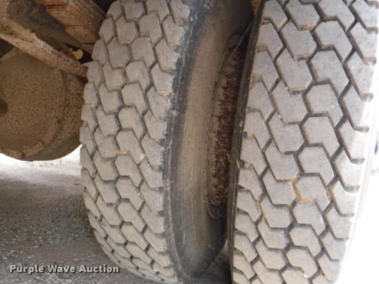 image for item K5947 1996 International 3800 school bus