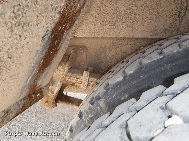 image for item K5947 1996 International 3800 school bus