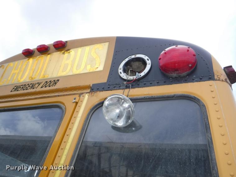 image for item K5947 1996 International 3800 school bus