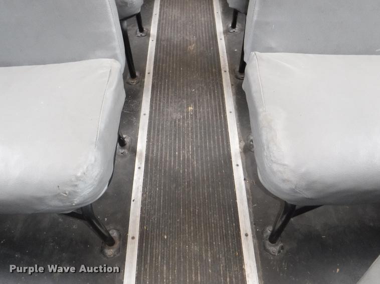 image for item K5947 1996 International 3800 school bus