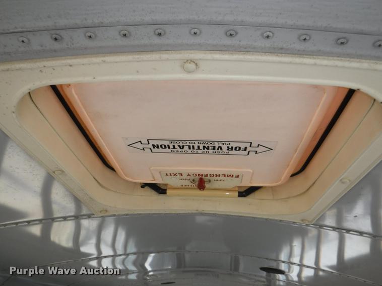 image for item K5947 1996 International 3800 school bus