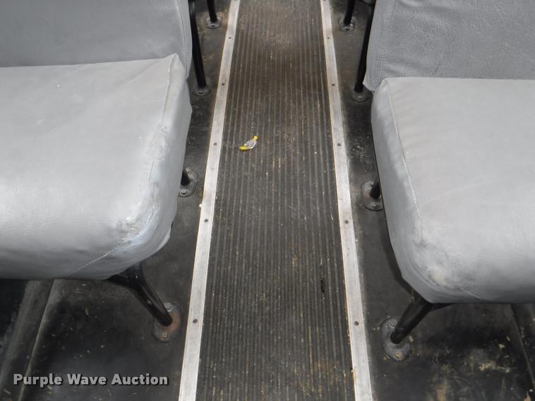 image for item K5947 1996 International 3800 school bus