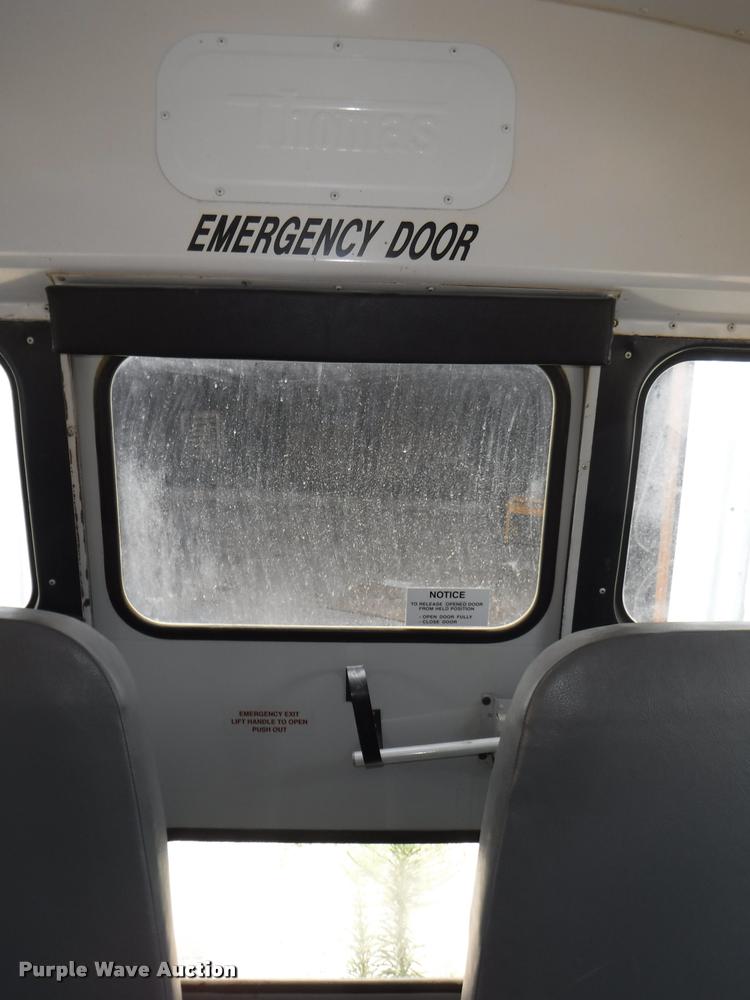 image for item K5947 1996 International 3800 school bus