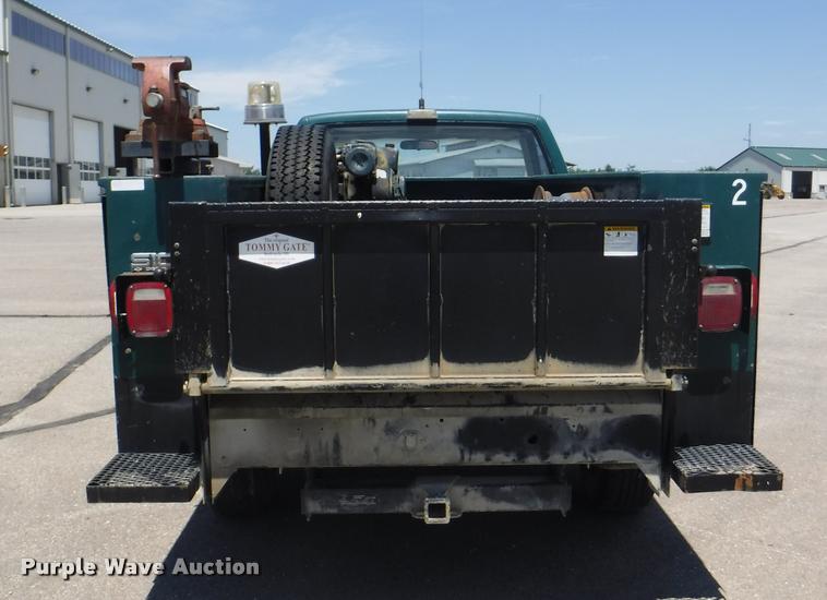 image for item K5950 1988 GMC Sierra 3500 SL utility bed pickup truck