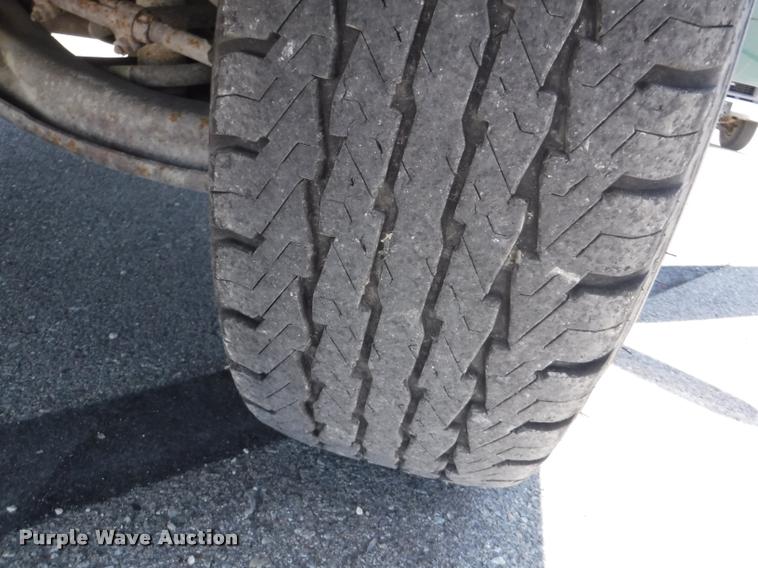 image for item K5950 1988 GMC Sierra 3500 SL utility bed pickup truck