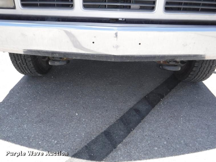 image for item K5950 1988 GMC Sierra 3500 SL utility bed pickup truck