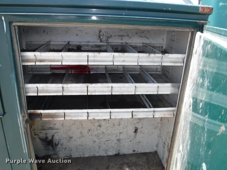 image for item K5950 1988 GMC Sierra 3500 SL utility bed pickup truck