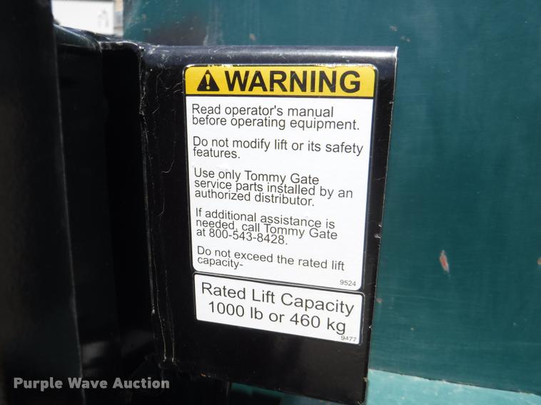 image for item K5950 1988 GMC Sierra 3500 SL utility bed pickup truck