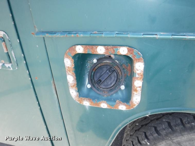 image for item K5950 1988 GMC Sierra 3500 SL utility bed pickup truck