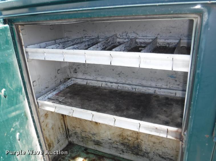 image for item K5950 1988 GMC Sierra 3500 SL utility bed pickup truck