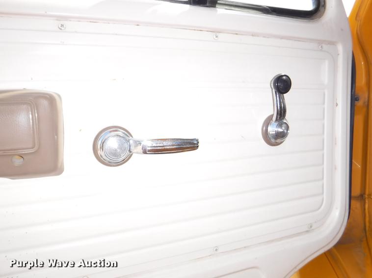 image for item K5977 1995 Chevrolet G30