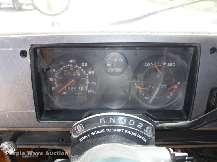 image for item K5977 1995 Chevrolet G30