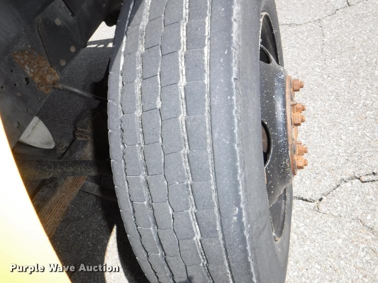 image for item K5978 1995 Chevrolet G30 school bus