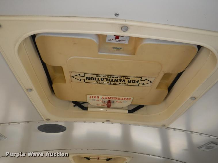 image for item K5978 1995 Chevrolet G30 school bus