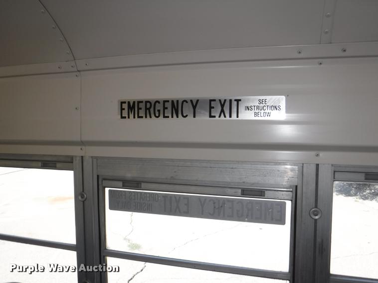 image for item K5978 1995 Chevrolet G30 school bus