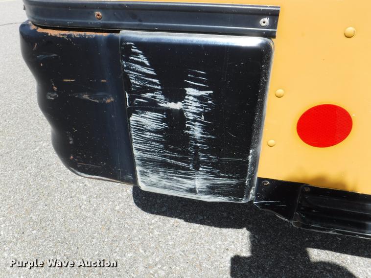 image for item K5978 1995 Chevrolet G30 school bus