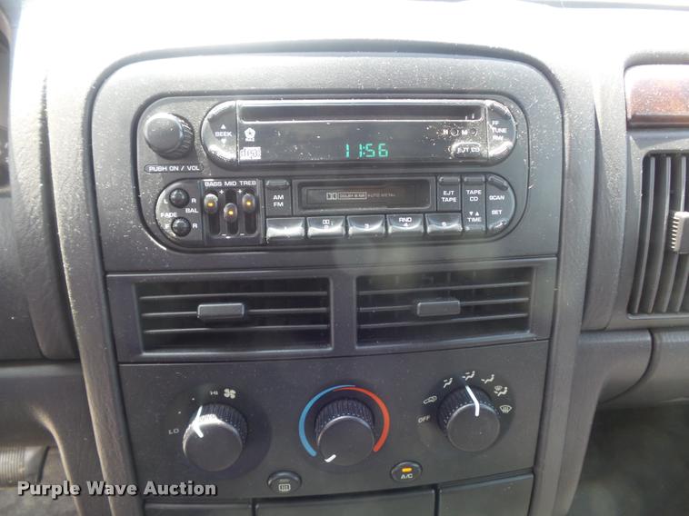 image for item K7561 2000 Jeep Grand Cherokee Laredo SUV