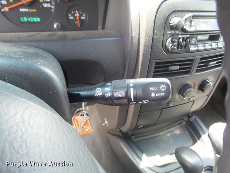 image for item K7561 2000 Jeep Grand Cherokee Laredo SUV