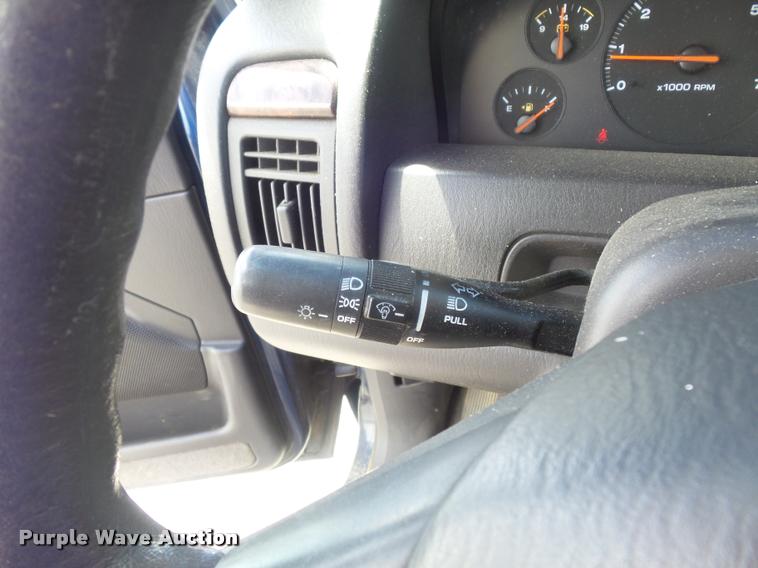 image for item K7561 2000 Jeep Grand Cherokee Laredo SUV