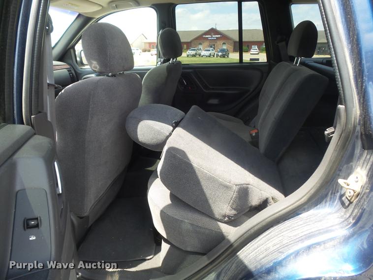 image for item K7561 2000 Jeep Grand Cherokee Laredo SUV