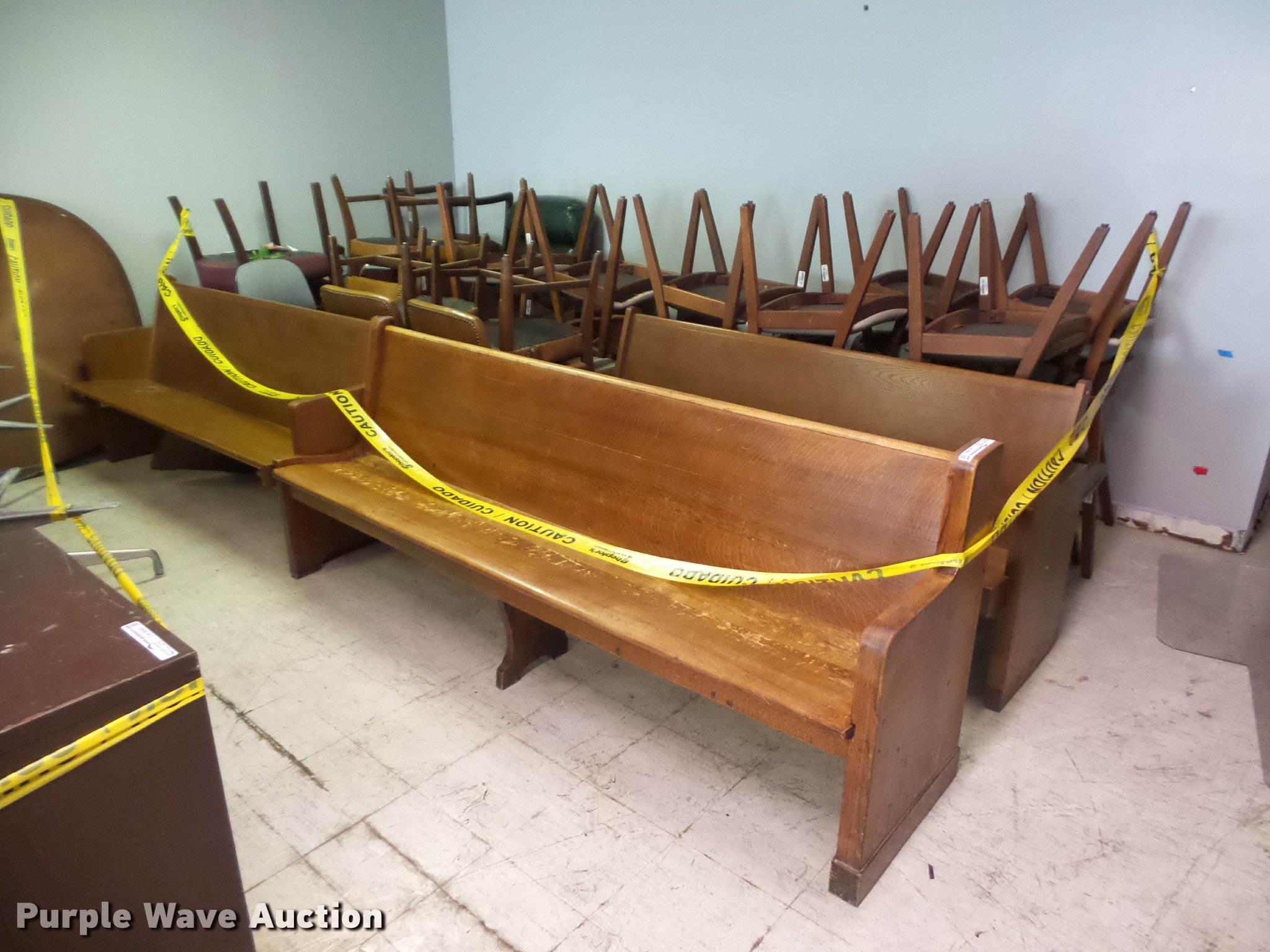 Furniture in Kansas City, MO Item CA9044 sold Purple Wave