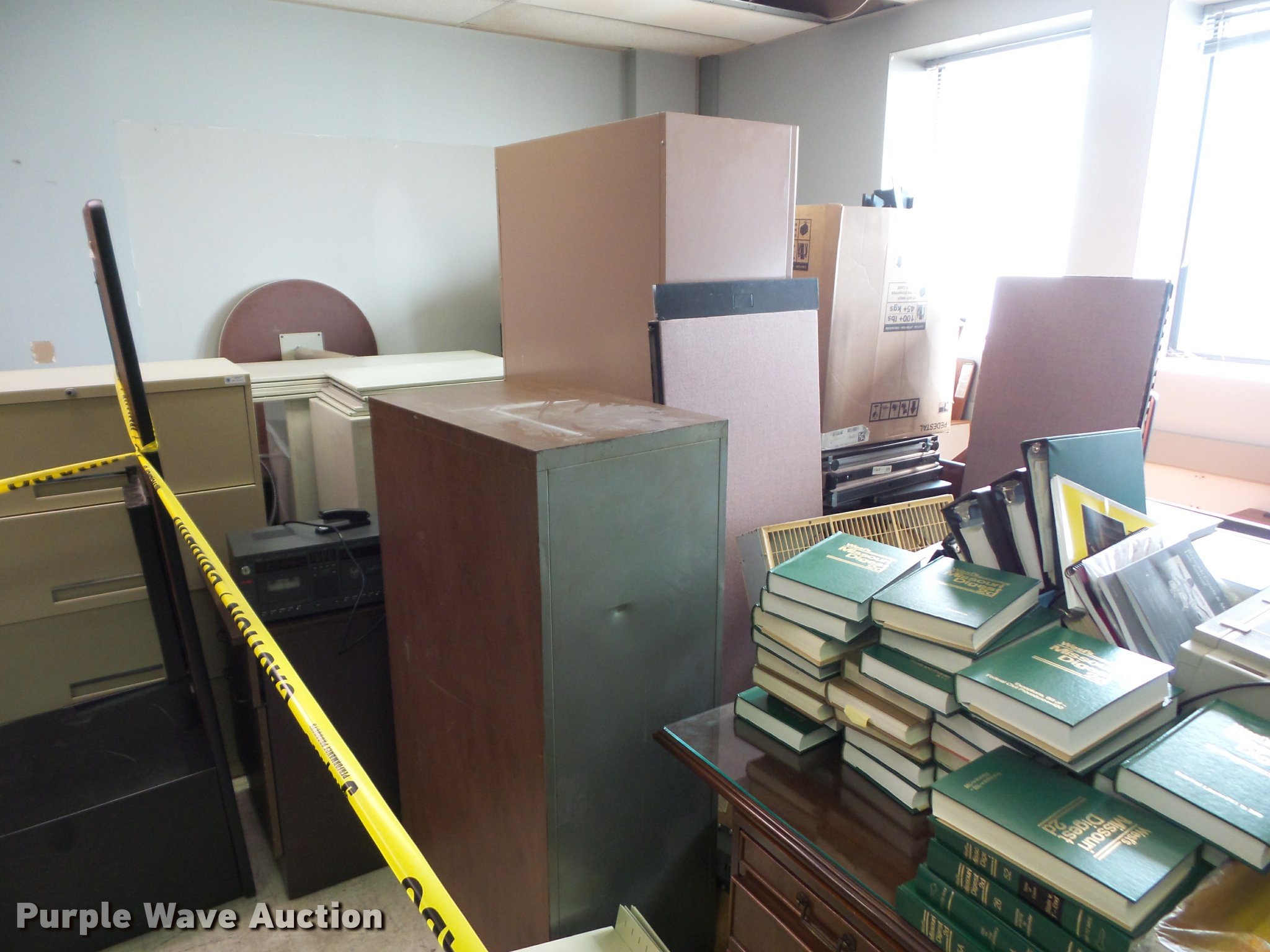 Furniture in Kansas City, MO Item CA9046 sold Purple Wave