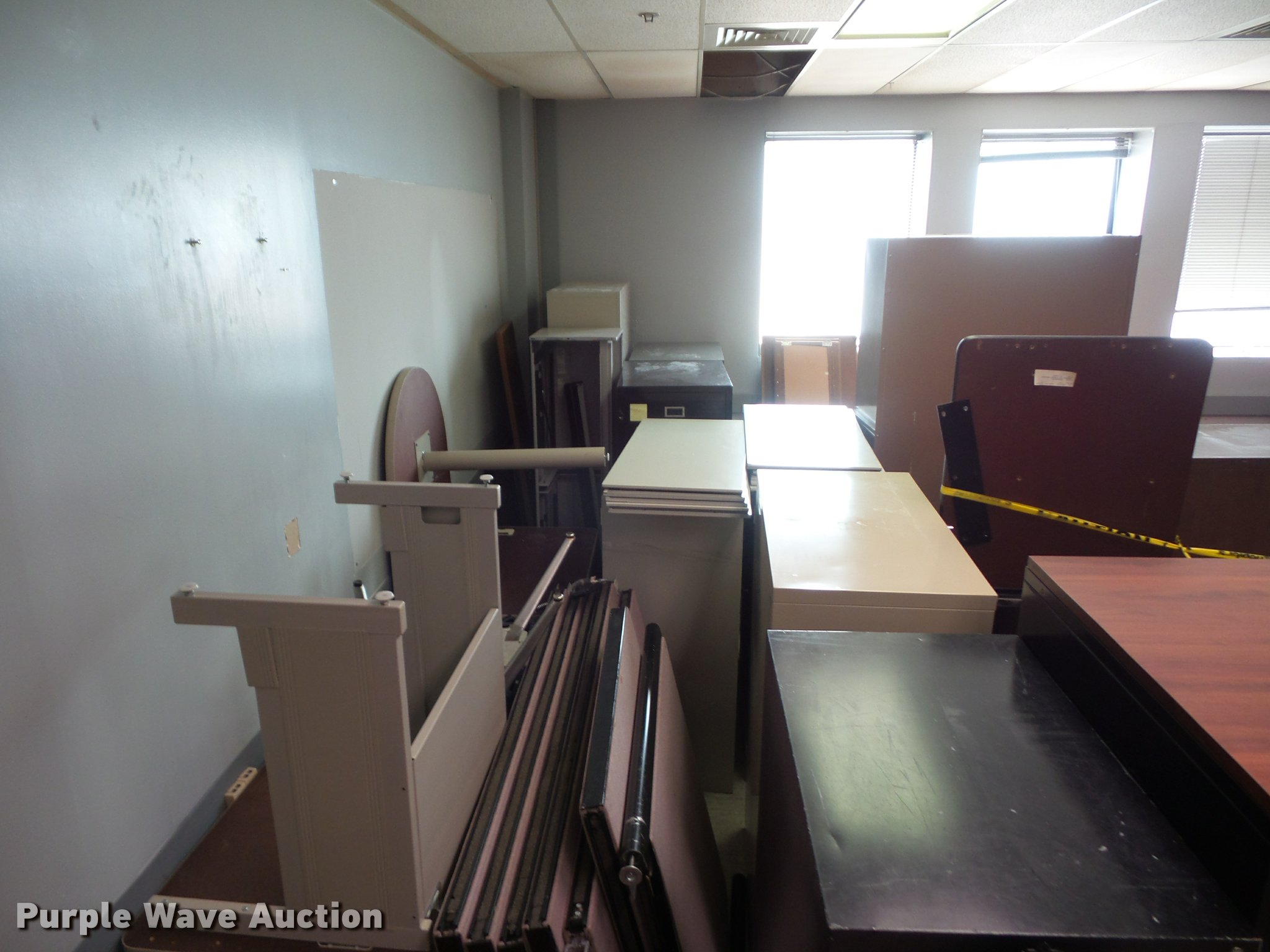 Furniture in Kansas City, MO Item CA9046 sold Purple Wave