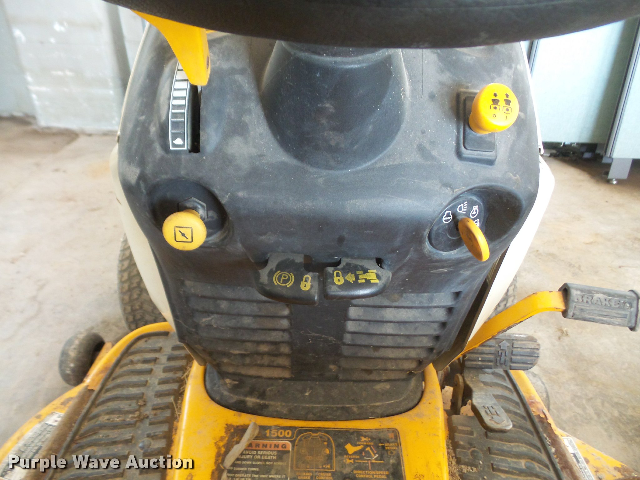 Cub Cadet 1527 lawn mower in Saint Joseph, MO Item DA1615 sold